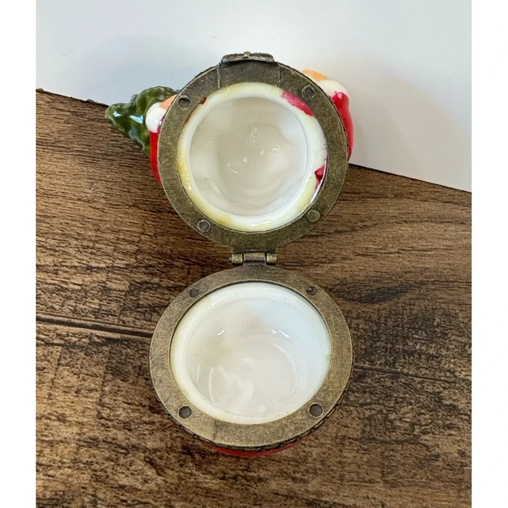 Vintage Hinged 2.25